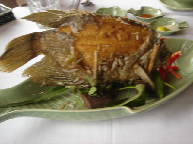 ミトー名物のエレファントフィッシュ ベトナムの魚料理